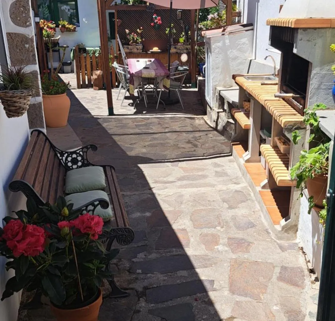 Country house Casa Santana Segura Guest House Tejeda