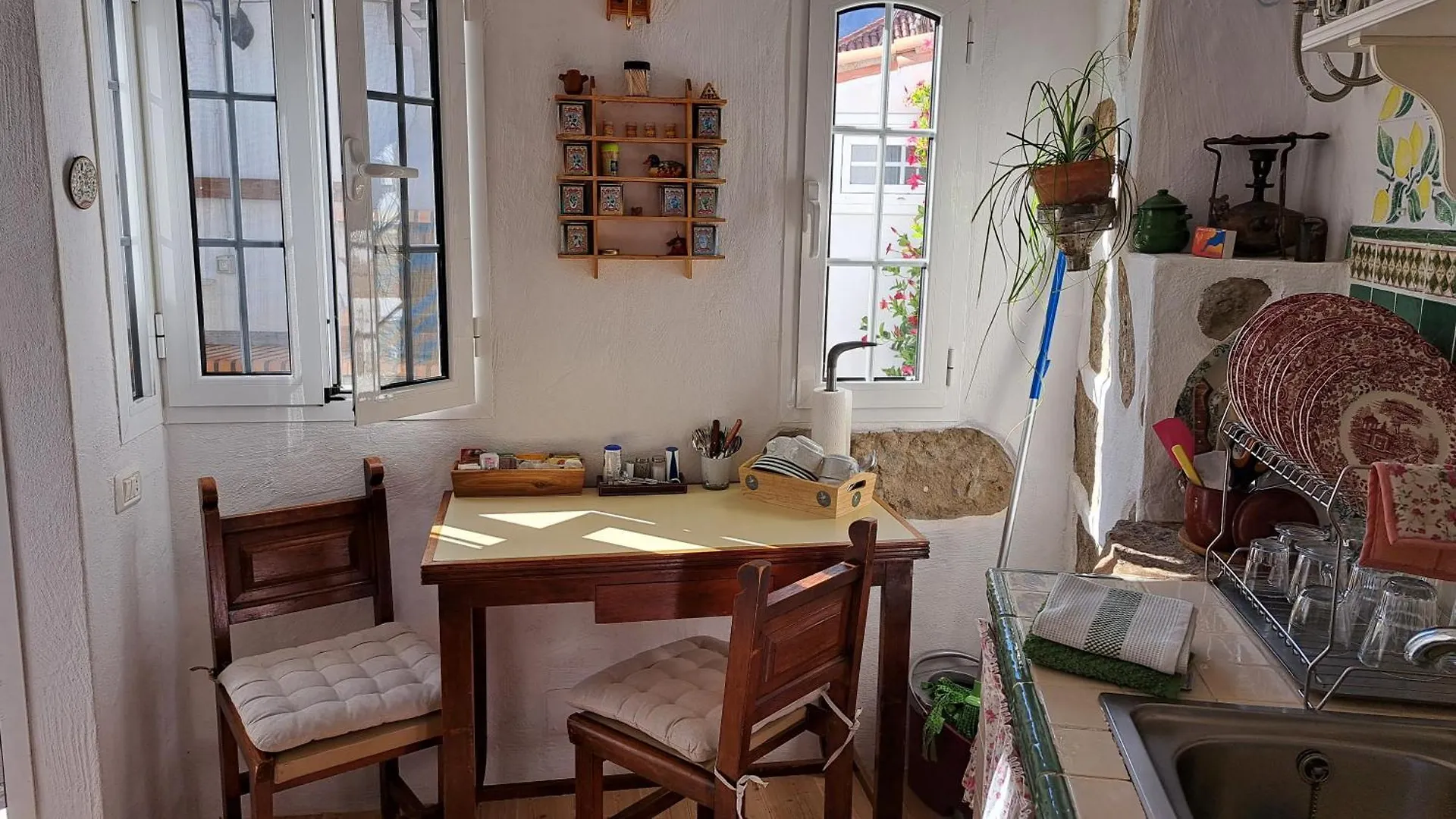 Casa Santana Segura Guest House Tejeda  Country house Tejeda (Gran Canaria)