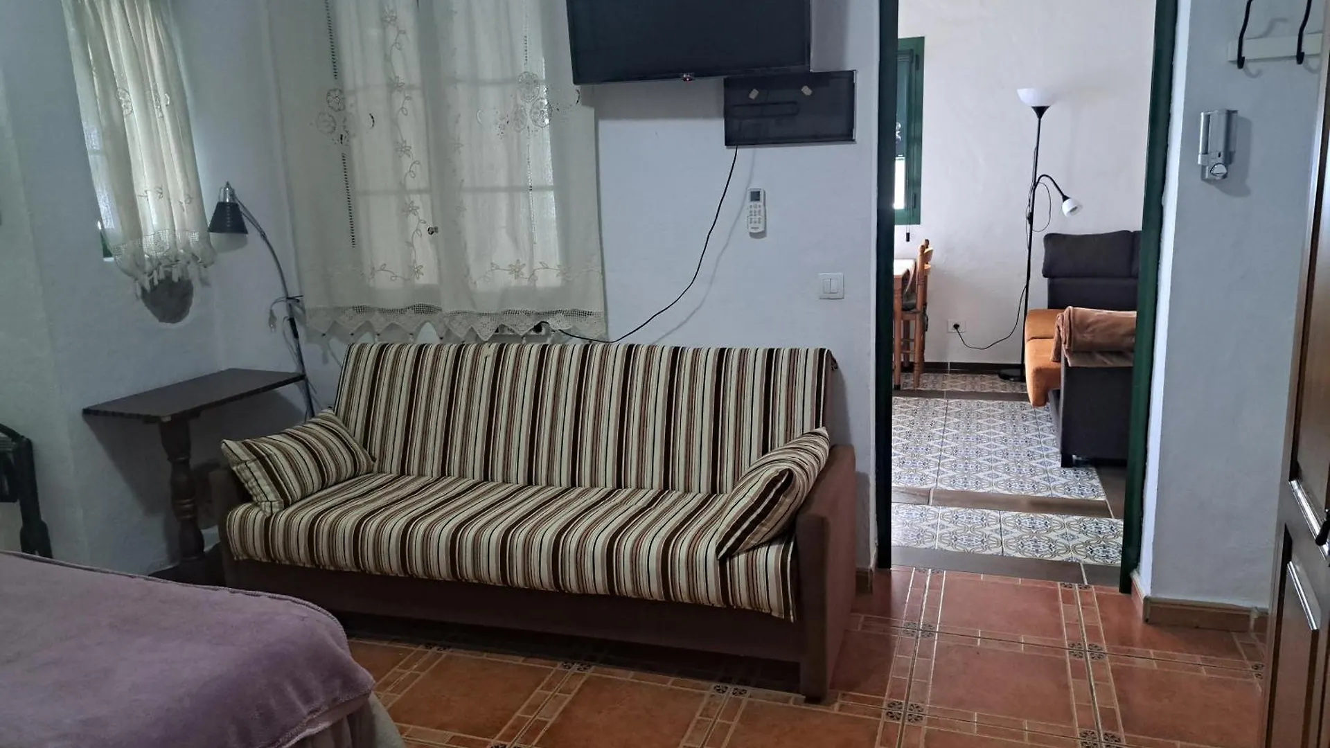 Hostal Casa Santana Segura Tejeda  Casa rural Tejeda (Gran Canaria)